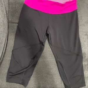 Lululemon black and pink cropped pants